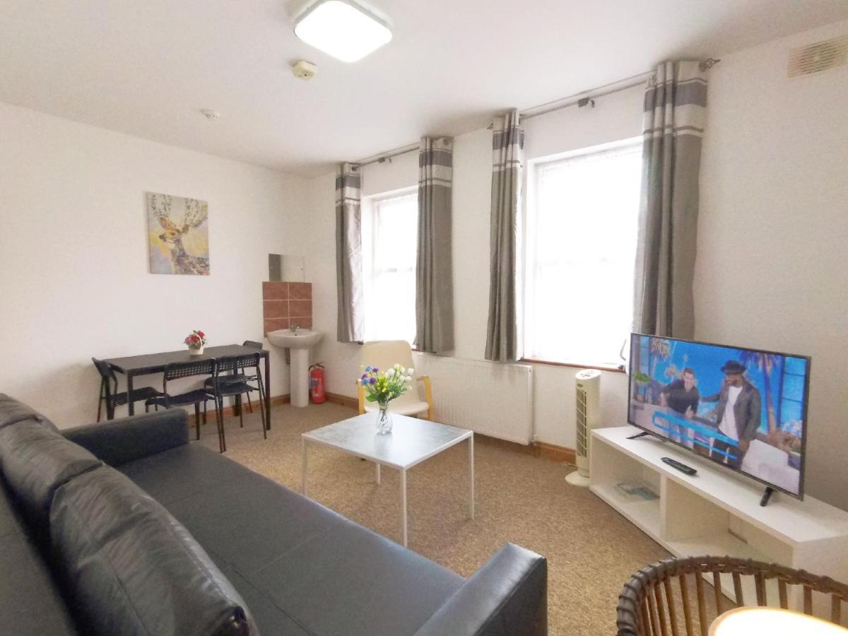 Carnation Flat A In Wembley Londres Exterior foto