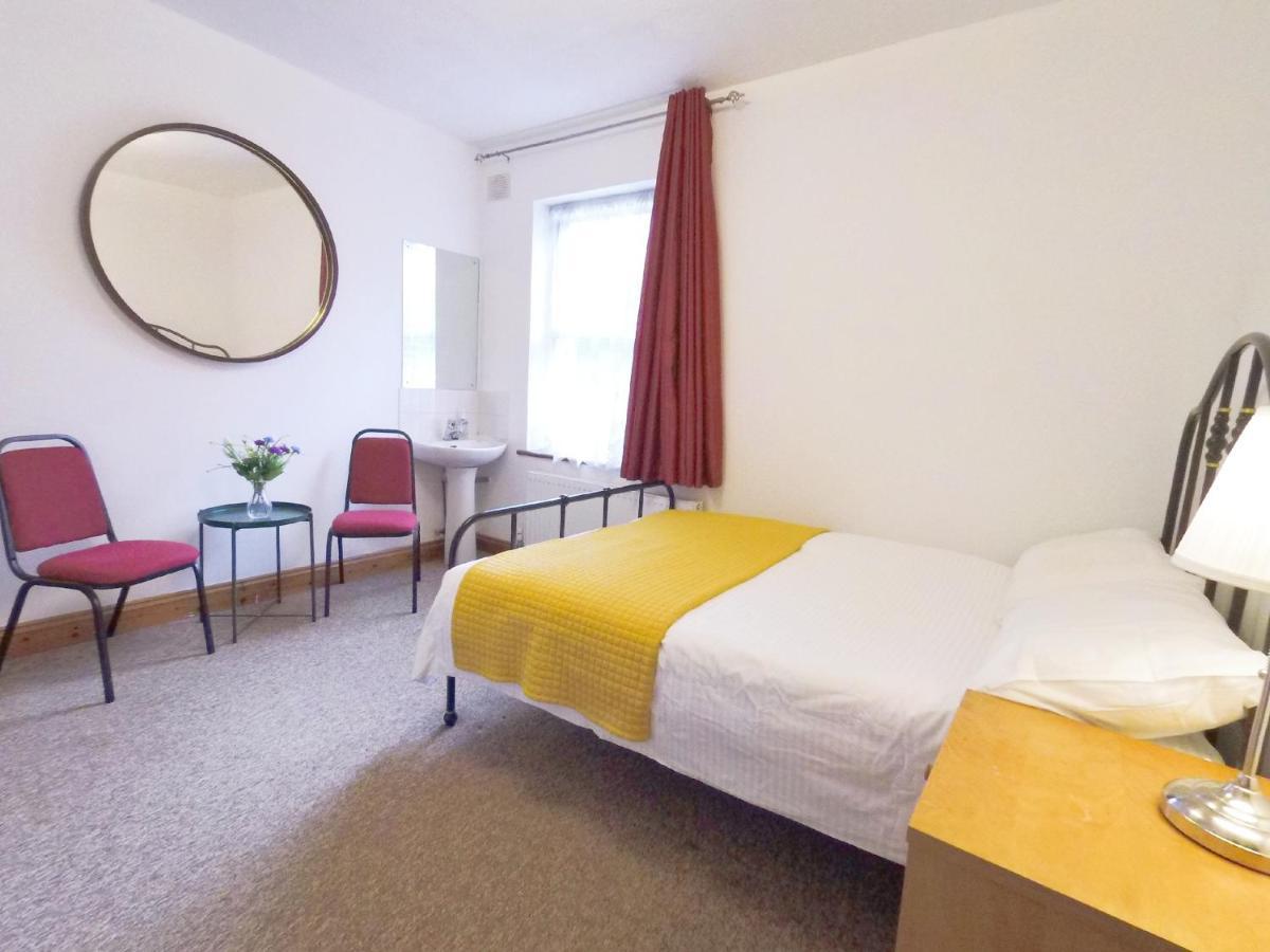 Carnation Flat A In Wembley Londres Exterior foto