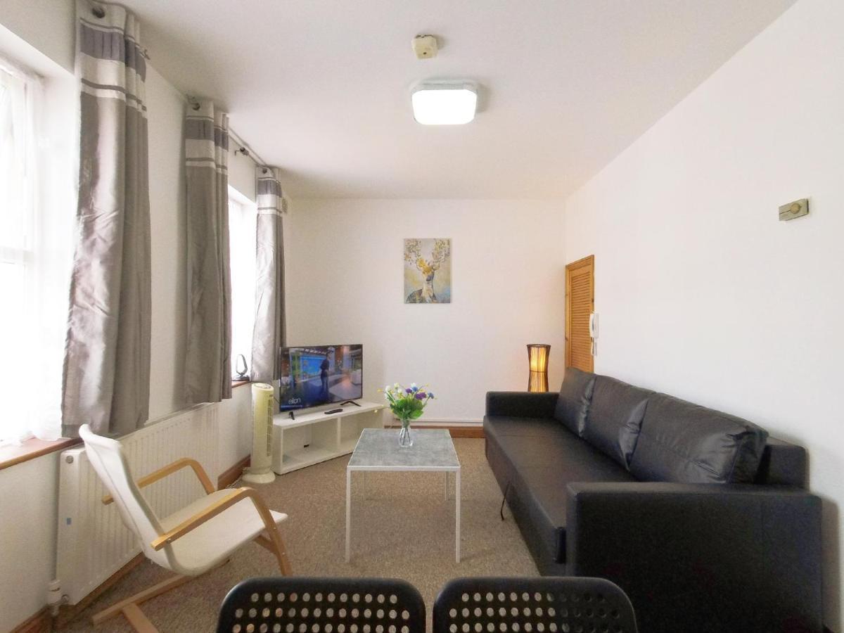 Carnation Flat A In Wembley Londres Exterior foto