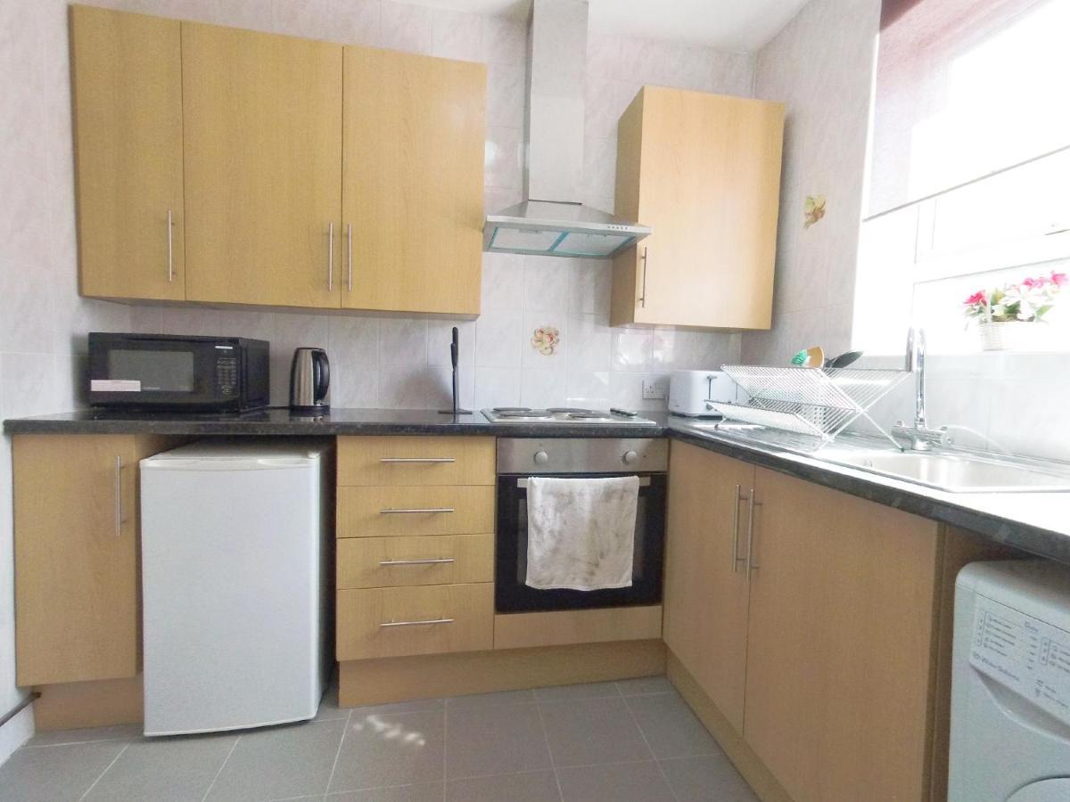 Carnation Flat A In Wembley Londres Exterior foto